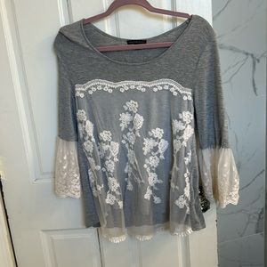 Shirt with lace